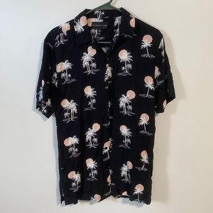 Button up collard shirt